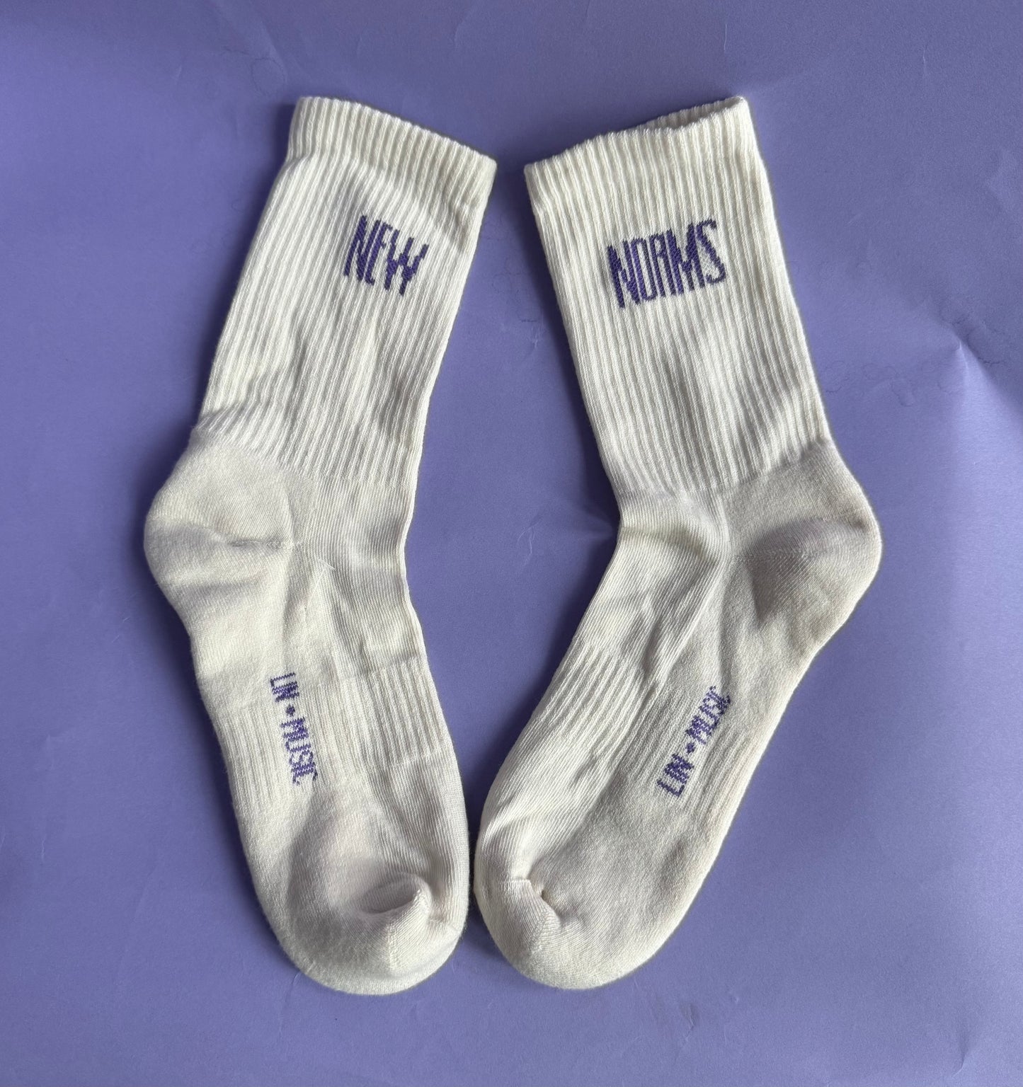 "New Norms" Socken Off-White